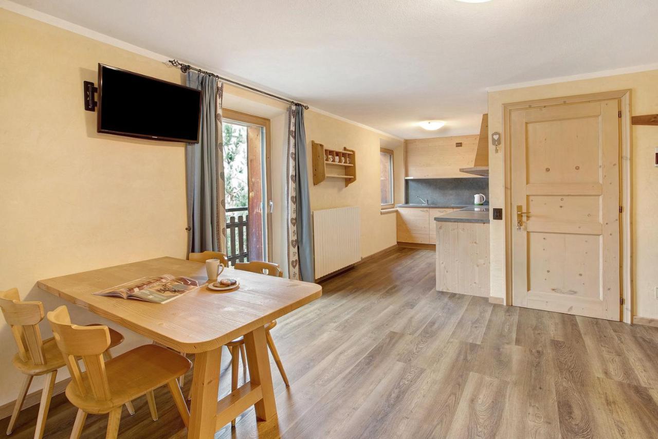 Appartamento Nonna Engadina Chalet ليفينو المظهر الخارجي الصورة